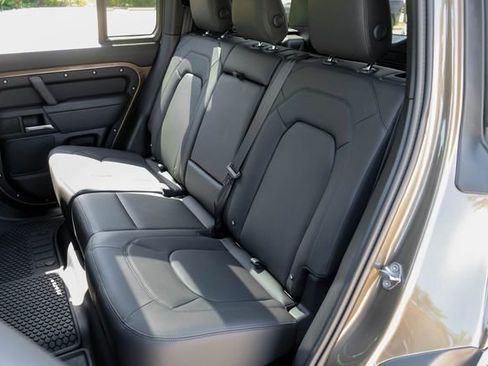 New 2026 Land Rover Defender 110 S AWD/4WD image 45