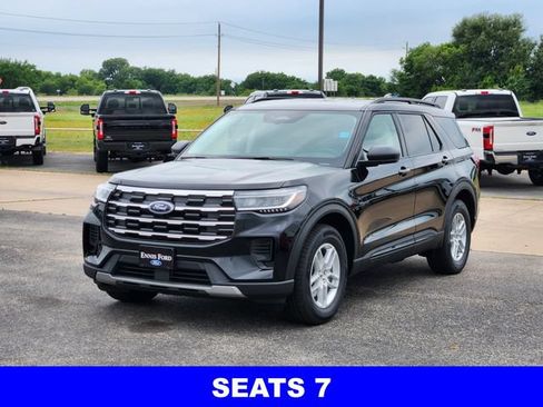 New 2026 Ford Explorer Active RWD image 3