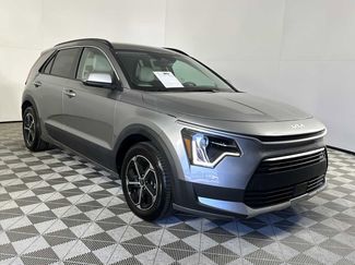 Used 2023 Kia Niro EX 360° Tour