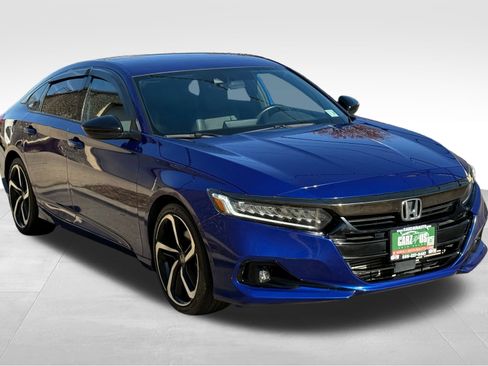 Used 2022 Honda Accord Sport image 3