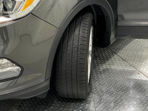 Used 2018 Ford Escape SEL FWD image 34