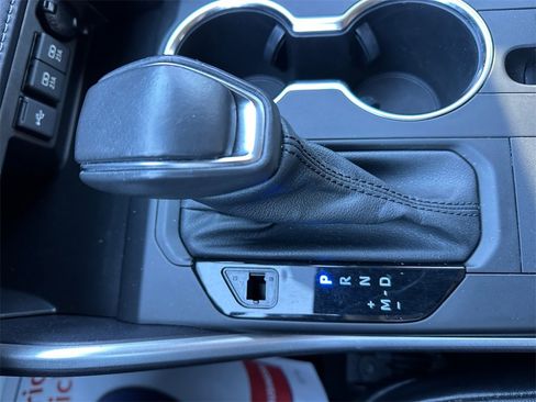 Used 2021 Toyota Highlander XLE image 34