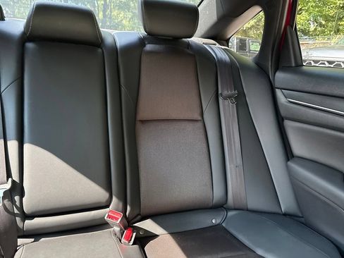Used 2021 Honda Accord Sport image 12