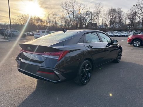 Certified 2026 Hyundai Elantra SEL Sport w/ Cargo Package image 6