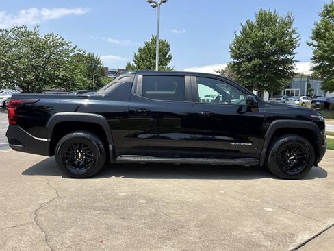 Used 2024 Chevrolet Silverado EV W/T AWD/4WD image 2