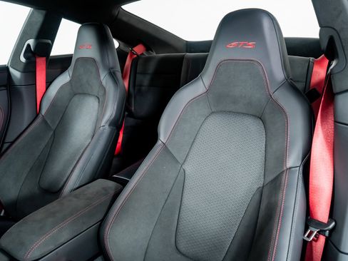 Used 2025 Porsche 911 Carrera 4 GTS image 3