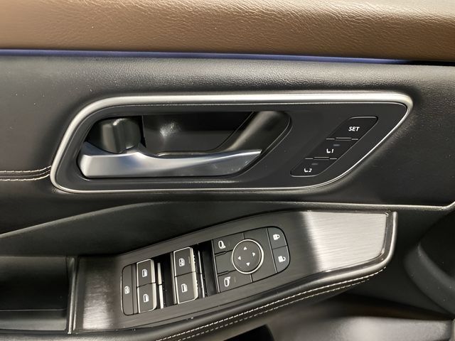 Certified 2023 Nissan Rogue Platinum AWD/4WD image 10