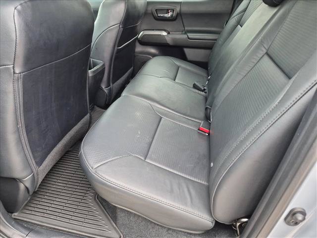 Used 2021 Toyota Tacoma Limited AWD/4WD image 19