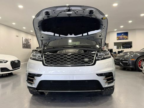 Used 2019 Land Rover Range Rover Velar R-Dynamic SE AWD/4WD image 41
