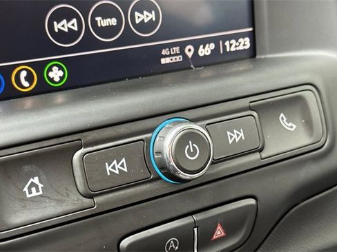 Used 2022 GMC Terrain SLE w/ Driver Convenience Package image 32