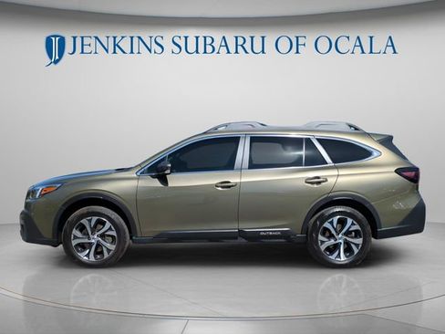 Used 2022 Subaru Outback Limited image 6