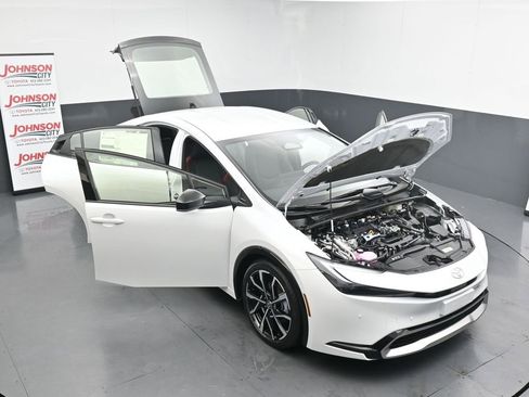 New 2026 Toyota Prius Plug-In Hybrid image 36