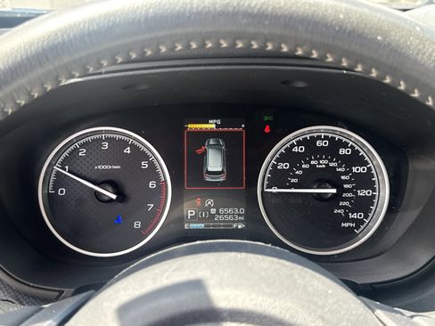 Used 2024 Subaru Forester Premium AWD/4WD image 9