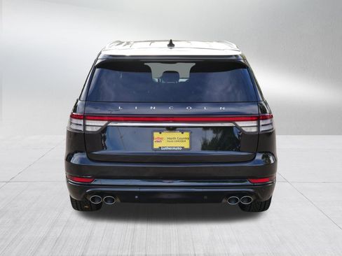 Used 2022 Lincoln Aviator Reserve w/ Equipment Group 201A image 6