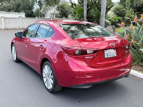 Used 2017 MAZDA MAZDA3 Touring image 3