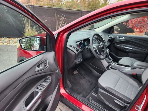 Used 2013 Ford Escape SE image 24