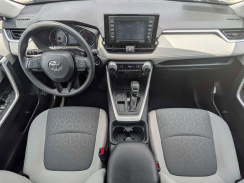 Used 2021 Toyota RAV4 XLE FWD image 21