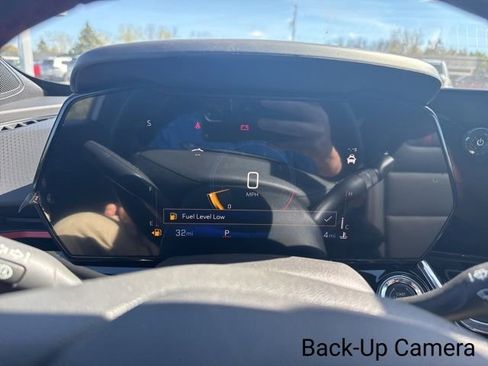 New 2026 Chevrolet Trax RS FWD image 7