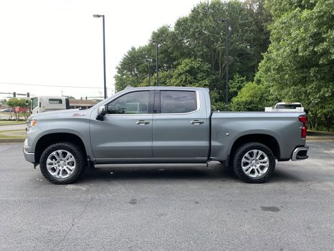 Used 2023 Chevrolet Silverado 1500 LTZ w/ Technology Package AWD/4WD image 6