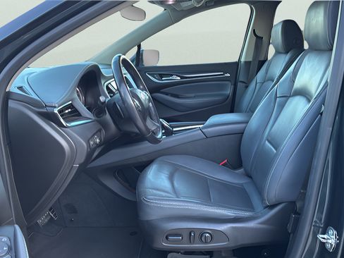 Used 2019 Buick Enclave Essence FWD image 26