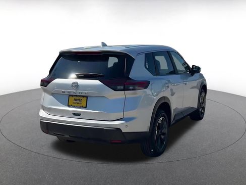 Used 2025 Nissan Rogue SV FWD image 14