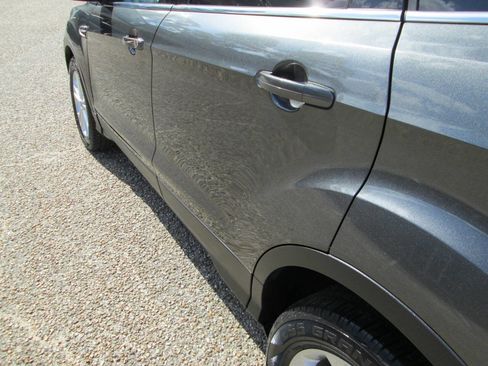 Used 2017 Ford Escape SE image 37