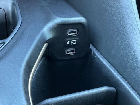 Used 2023 Toyota Crown XLE image 20