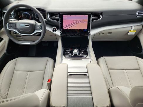 New 2025 Jeep Wagoneer Series III w/ Quick Order Package 25C Super image 18