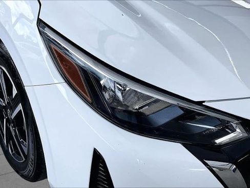 Certified 2024 Nissan Sentra SV w/ All-Weather Package FWD image 27