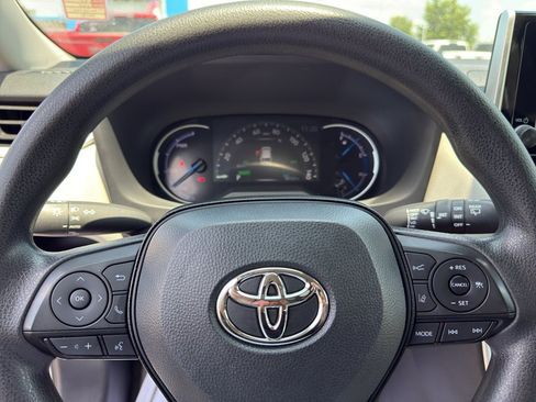 Used 2024 Toyota RAV4 XLE w/ Convenience Package AWD/4WD image 22