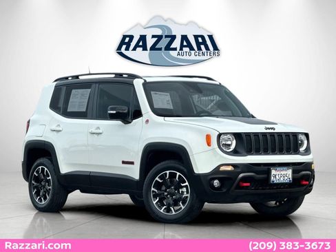 Used 2023 Jeep Renegade Trailhawk w/ Trailer Tow Group image 1