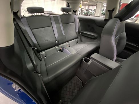 Certified 2025 MINI Cooper S image 29