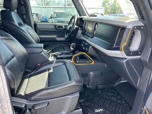 Certified 2022 Ford Bronco Badlands image 17