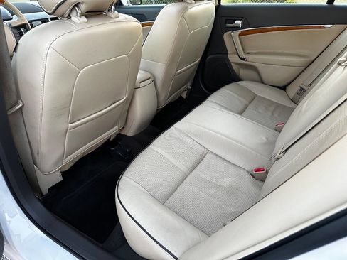 Used 2012 Lincoln MKZ image 10