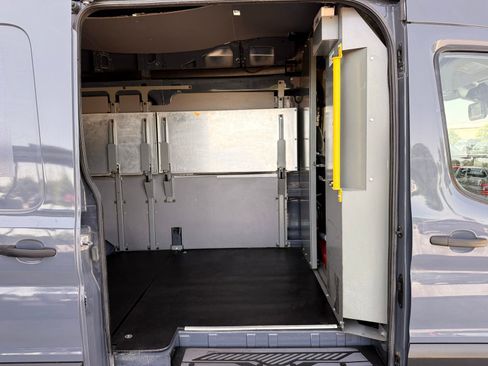 Used 2020 Ford Transit 250 148 High Roof Extended RWD image 17
