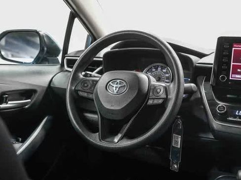 Certified 2021 Toyota Corolla LE image 16