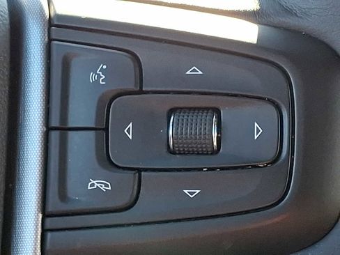 Used 2022 GMC Yukon SLT w/ SLT Luxury Package image 20