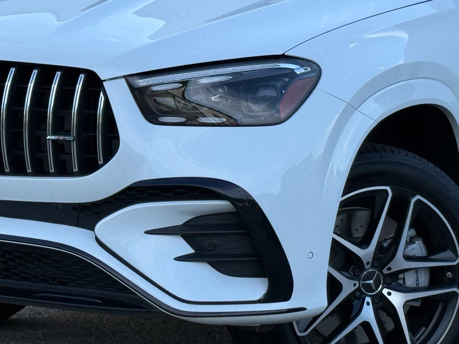 Used 2025 Mercedes-Benz GLE 53 AMG 4MATIC Coupe image 3