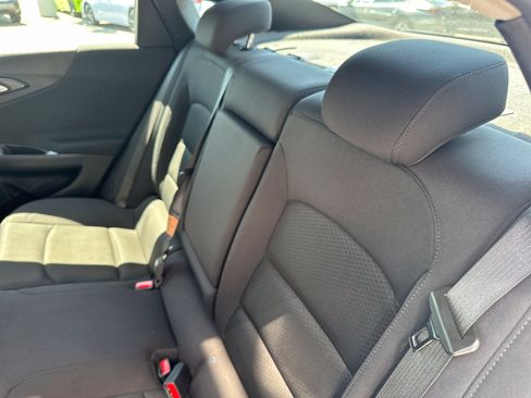 Used 2023 Chevrolet Malibu LT FWD image 23