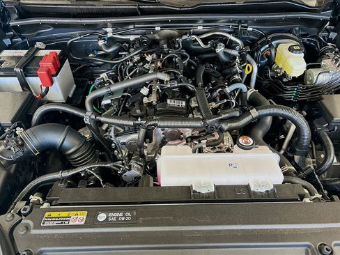 New 2026 Toyota 4Runner SR5 AWD/4WD image 7