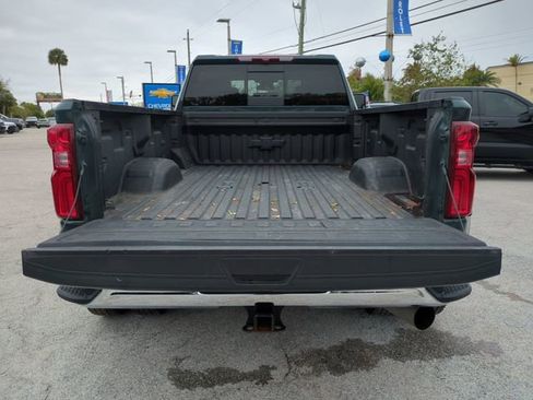 Used 2025 Chevrolet Silverado 3500 LT w/ Safety Package image 14
