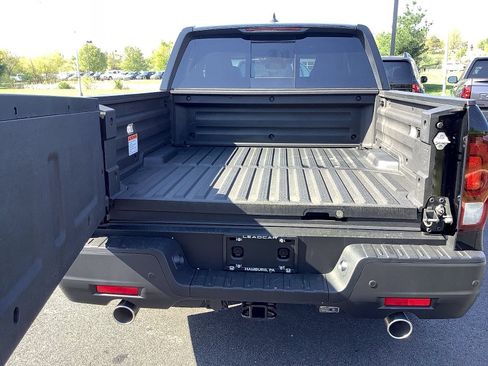 New 2026 Honda Ridgeline Black Edition image 23