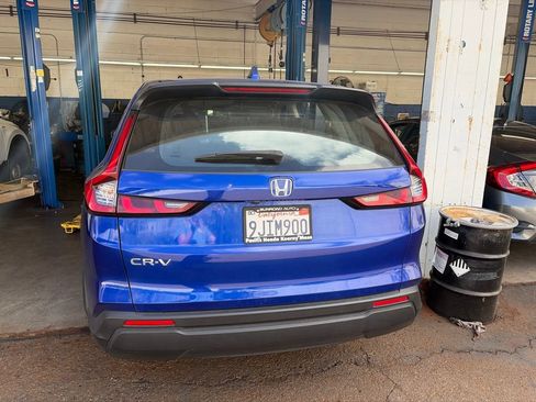 Used 2024 Honda CR-V LX image 18
