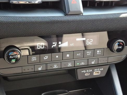 Used 2026 Subaru Outback Premium AWD/4WD image 16