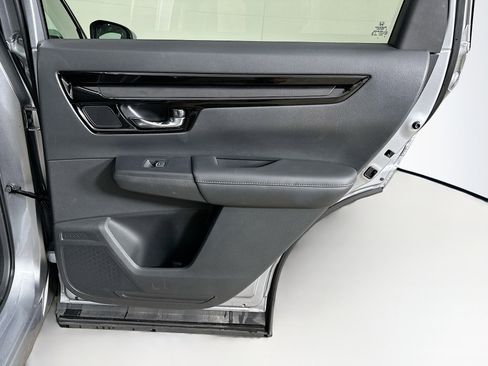 Used 2025 Honda CR-V EX-L image 30