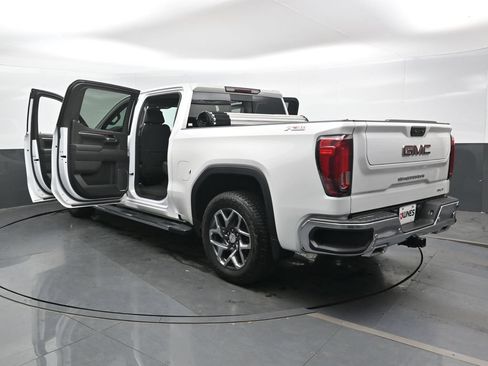 Used 2022 GMC Sierra 1500 SLT w/ SLT Premium Plus Package AWD/4WD image 48