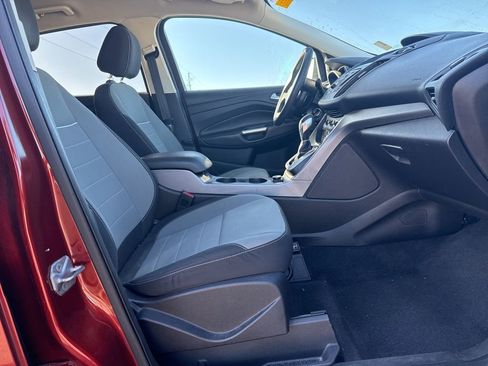 Used 2014 Ford Escape SE image 12