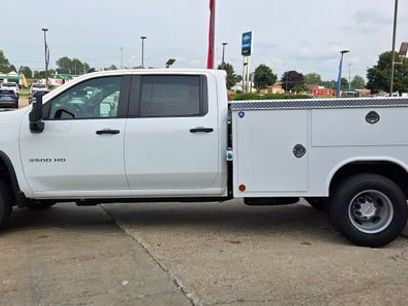 New 2025 Chevrolet Silverado 3500 W/T w/ WT Convenience Package