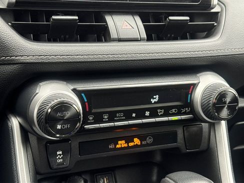 Certified 2025 Toyota RAV4 XLE image 20