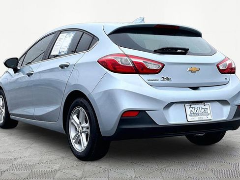 Used 2017 Chevrolet Cruze LT w/ Convenience Package image 13